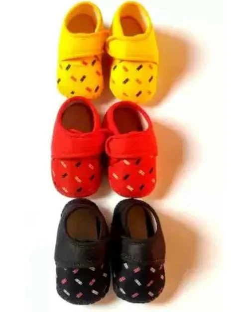 Outlife Pack of 3 Velcro New Born Baby Booties and Shoes Booties  (Toe to Heel Length - 11 cm, Multicolor Baby Sandal)