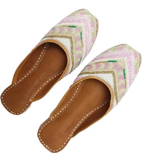 Gutargoo Women's Handcrafted Embroidery Open Punjabi Jutti With Beautiful Design