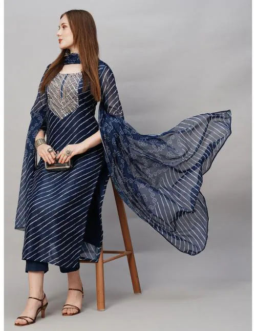GoSriKi Women's Navy Blue Ethnic Motifs Printed Kurta with Trouser & Dupatta