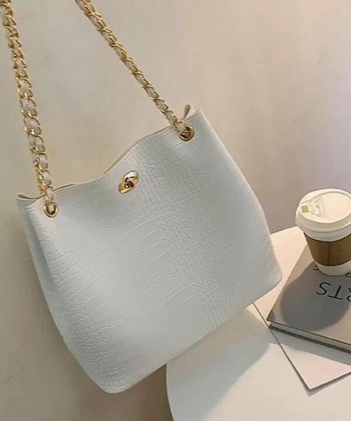 Grabon Womens Polyurethane White Casual Medium Shoulder Bag