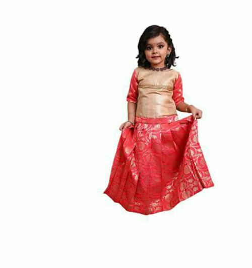 Shivangi Golden Creeper pattu Pavadai (7-8 Years)