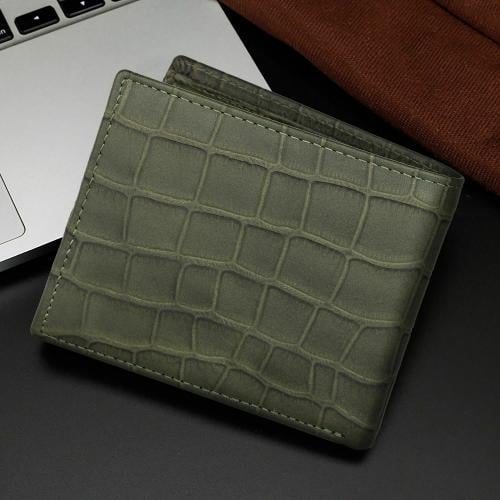WildHorn RFID Blocking Leather Wallet for Men I Ultra Strong Stitching I 6 Credit Card Slots I 2 Currency Compartments I 1 Coin Pocket