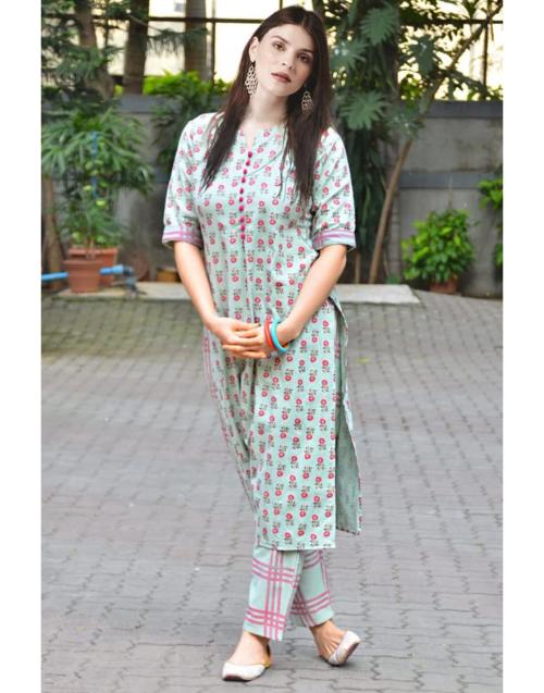 GoSriKi Women Multi Straight Printed Kurta with Trouser