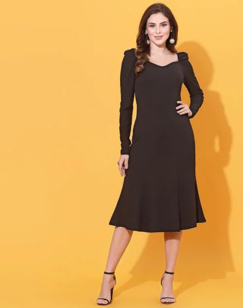 Selvia Women Black Solid, Tie and Dye, Embellished, Self Design Lycra Blend Bodycon Dress