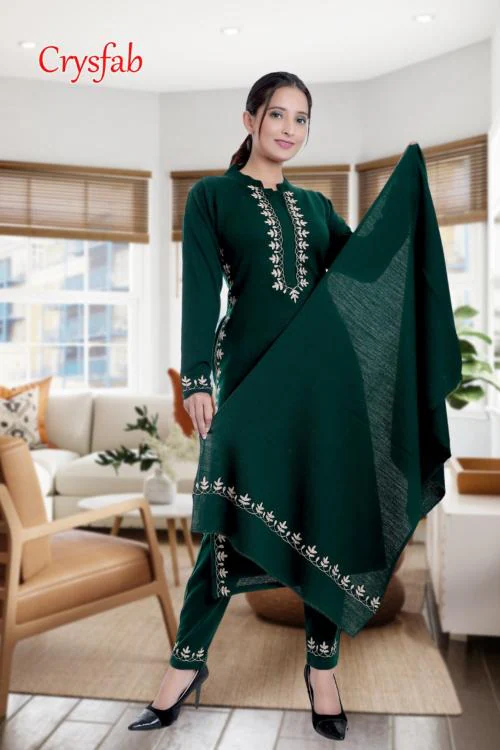 CRYSFAB Woollen kurti with pants and stole