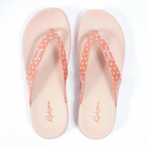 Kickonn Women Slippers (Pink)size 3