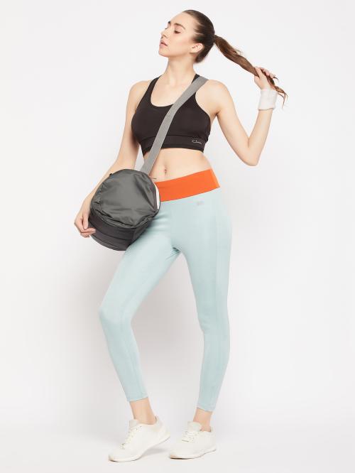 Clovia Women's Green Solid Poly-Spandex Tights