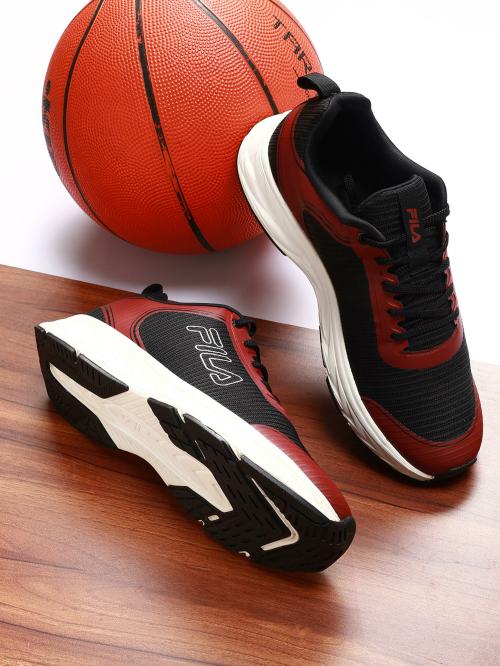 FILA Men AZAVONN Black Running Shoes