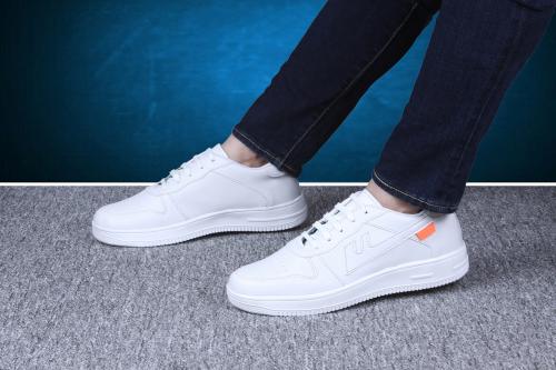 HIDA Stylish & Trendy Sneakers For Men (White)