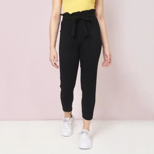 BuyNewTrend Toko Lycra Black Skinny Fit Women Trouser