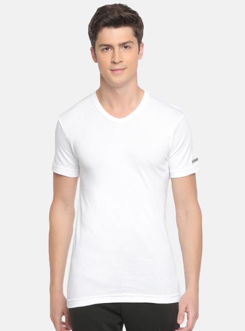 Macroman M Series Men White Solid Cotton Single Tshirts