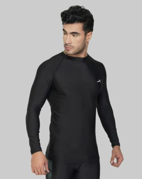 VECTOR X Men Black Solid Polyester Round Neck T-shirt