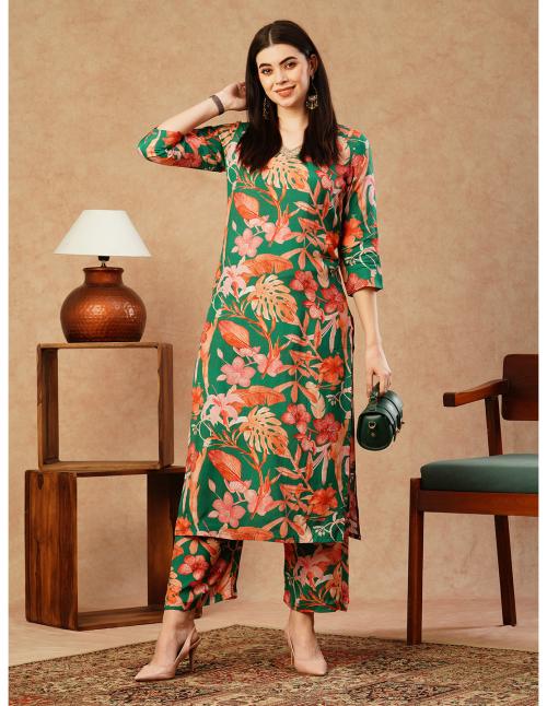 GoSriKi Women's Green Straight Printed Kurta with Palazzo