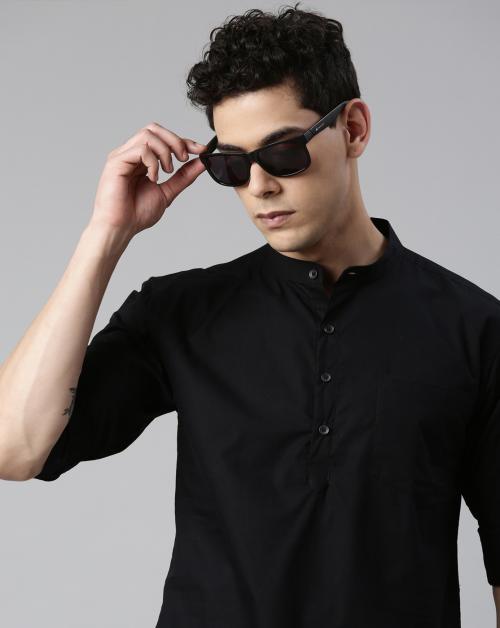 Kryptic Mens Black Solid Cotton Short Kurta