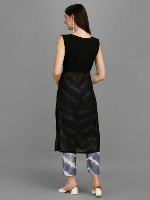DERIFA Women Black Leheriya Kurta with Trousers
