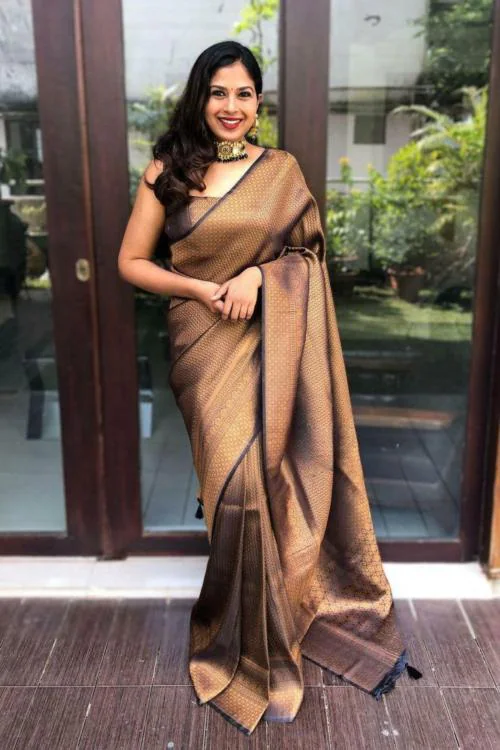 FABYARN Women's Woven Design Zari Work Banarasi Silk Saree With Unstitched Blouse Piece , Heavy Jacquard Border, Brocade Bindi, Luxury Festive Wear with Blouse Piece