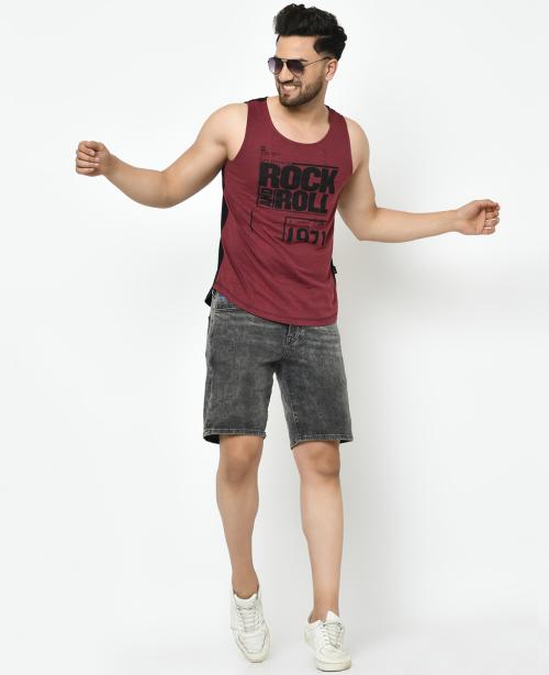 Rigo Men Maroon Black Placement Print With Curved Bottom Cotton Sleeveless T-Shirt Vest