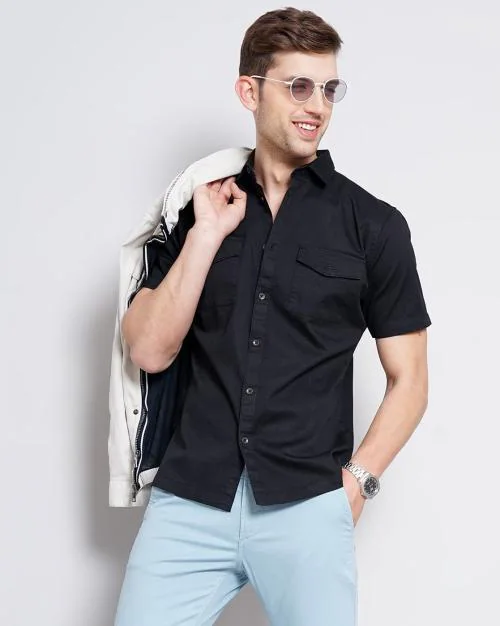 EVIQE Rebelify Double pocket Shirt Men Regular Fit Solid Spread Collar Casual Shirt