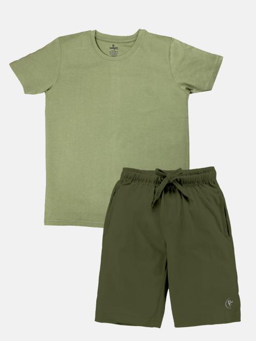 Kiddopanti Boys Solid Round Neck Tee & Knee Legth Short Set