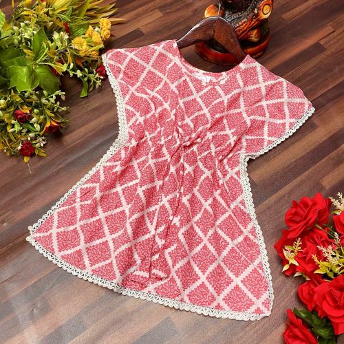 Janmangal creation Girls Pink Printed Crepe Kaftan