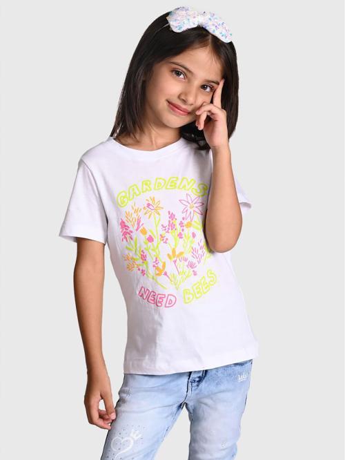 UrbanMark Junior Girls 100% Cotton White Floral Printed Half Sleeves T Shirt