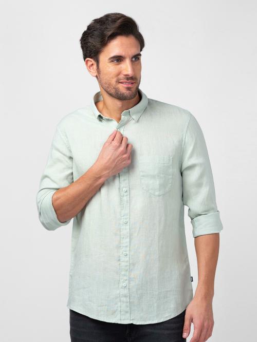 Spykar Men Pista Green LINEN Regular Slim Fit Plain Shirt