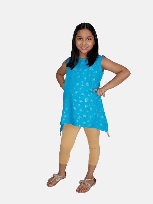 Buy Kiddopanti Girls Short Asymmetric kurta & Solid Capri Legging Set