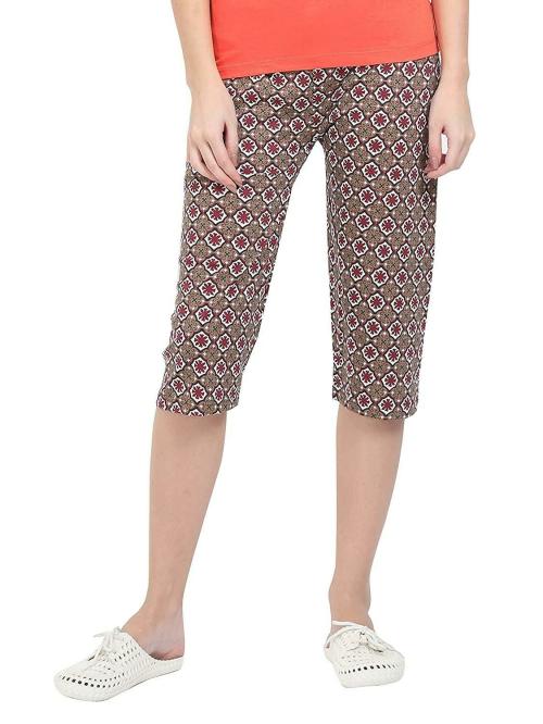Alphabet Women Brown Printed Cotton 3/4 Capri Pant (M)