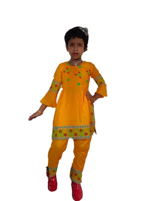 ROSHNI TEXTILE Girls Casual Kurta and Palazzo Set (Size - 10-11Y - Yellow)