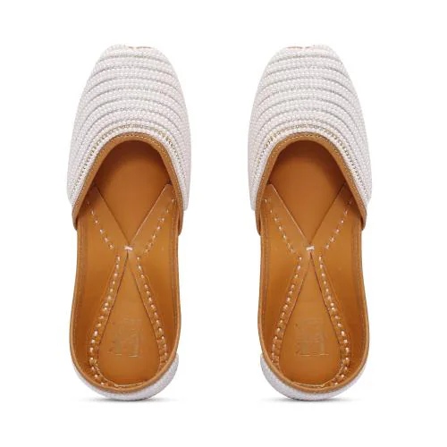 HEER Women's Punjabi Juttis | Handmade Shoes |Genuine Soft Leather Mojari For Ladies | Bridal Ethnic Stylish Flats Casual bellies For Girls (White)-6