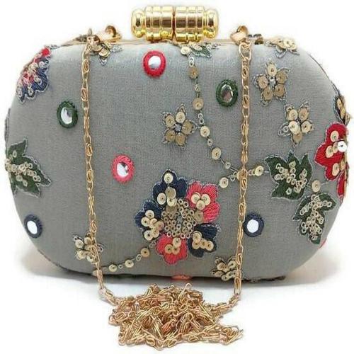 Swisn Grey Net Clutch