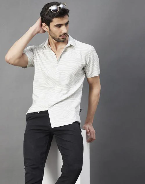 Rigo Men Zebra Print Half Sleeve Rayon Shirt