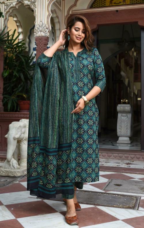 Nermosa Women Green Printed Viscose Rayon Kurta, Pant And Dupatta Set | Kurta Set Women