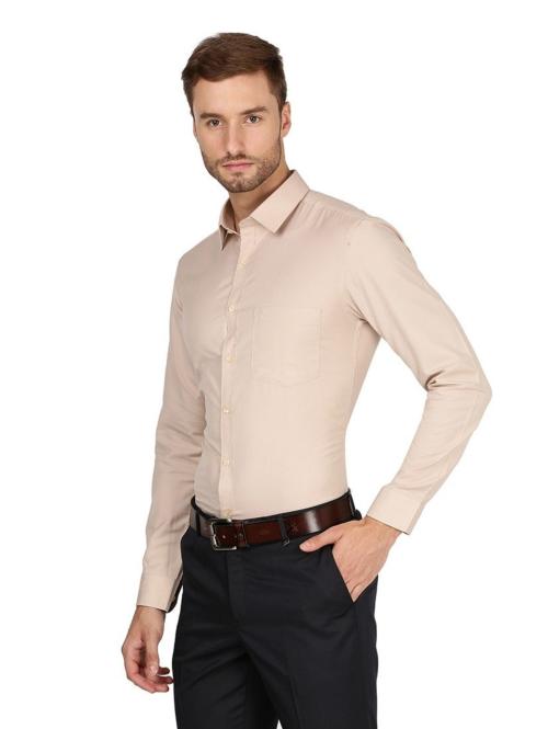 Otto Pale Brown Plain Formal Shirt Relax Fit Bipasa_4 Size 40