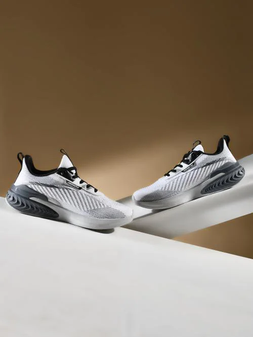 Impakto Xcellerate Sports Shoes AS3153