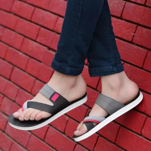 lightest weight flip flops