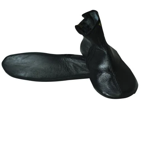 Azad Leather Socks for Men and Women Ankle/regular NSP Black Socks Closure Type : Zipper | Inner material : woolen furr | Size : 6