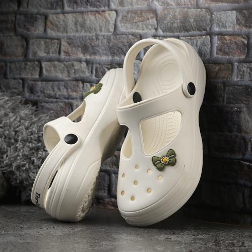 BIRDE Comfortable Regular Wear White Clogs Women