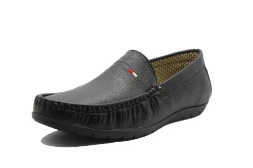LeatherKraft Men's Black Casual Loafers