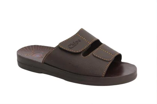CHIPS Men Slippers (Brown) - UK 7