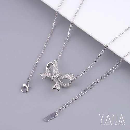YANA SILVER JEWELLERY Bow Tie Silver Pendant Chain