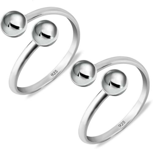 Parnika Sterling Silver Toe Ring ()