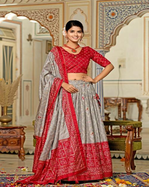 PIYUJI CREATION Tussar Silk Minakari Lehenga Set (Grey&Red)