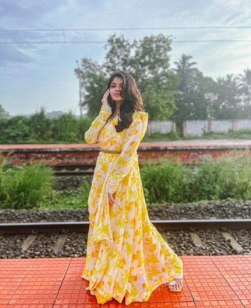 Beautiful Printed Gown For Women(Yellow)
