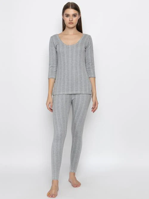 ZEFFIT 3/4TH thermal wear for women set for winter | Soft Fleece Women Scoop Neck Thermal Set | 3/4th Sleeves Thermal Top & Lower Set - Light Grey