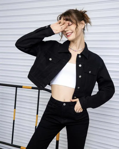 BuyNewTrend Twill Black Buttoned Women Regular Jacket