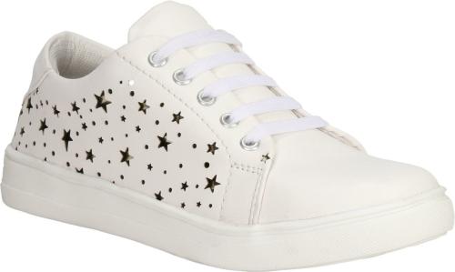 Commander Women White Causal Shoes