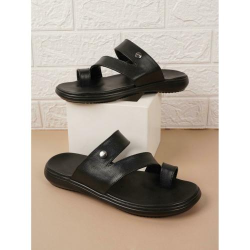 WALKFREE Men Textured One Toe Comfort Sandals
