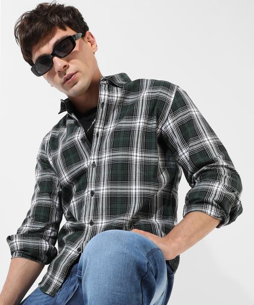 Campus Sutra Men's Green Checkered Regular Fit Casual Shirt