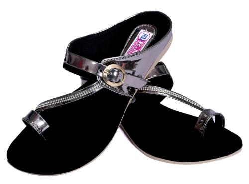 R.N FOOTWEAR Women's Fashion Sandal Casual Flip Flops For Girls & Women Slip On Comfy Flip Flop Sandals Slippers | Cushion Soft Rubber Sandals | Outdoor Sandal | Sandals for Women (Grey_UK 7)